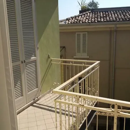 Apartment Garda Chic Desenzano del Garda